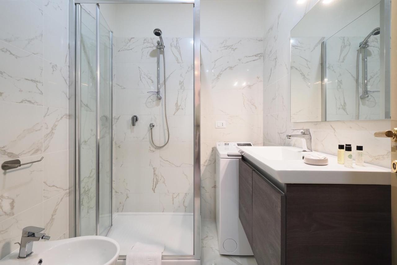 Duomo Luxury Apartment - One Bed Milán Exteriér fotografie